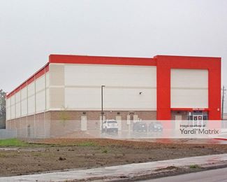 Photo 1 of Public Storage - 20602 Gulf Fwy, Webster, TX