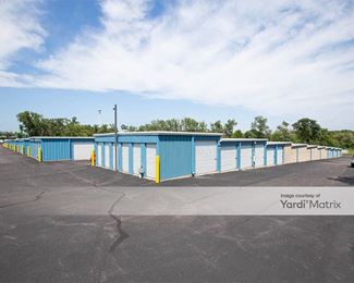 Photo 2 of Trojan Storage - 300 Sundown Road, South Elgin, IL