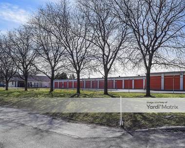 Storage Units for Rent available at 412 West North Avenue, Lombard, IL 60148