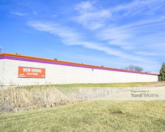 Photo 4 of Public Storage - 412 West North Avenue, Lombard, IL