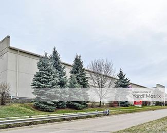 Photo 2 of Public Storage - 2399 South Finley Road, Lombard, IL