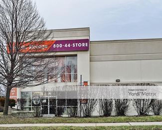 Photo 3 of Public Storage - 2399 South Finley Road, Lombard, IL