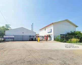 Photo 1 of Storage Rentals of America - 210 John Street, North Aurora, IL