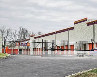 Photo 3 of Public Storage - 341 South Frontage Road, Burr Ridge, IL