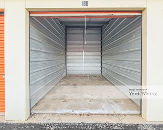Photo 5 of Storage Rentals of America - 204 Wolf Street, Yorkville, IL