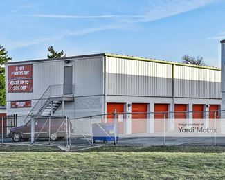 Photo 6 of Public Storage - 1001 North Frontage Road, Darien, IL