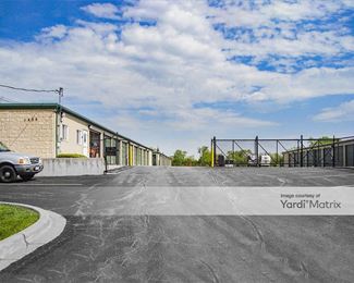 Photo 4 of CubeSmart Self Storage - 1400 Bohr Avenue, Montgomery, IL