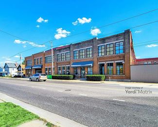 Photo 1 of Extra Space Storage - 232 South Lake Street, Aurora, IL