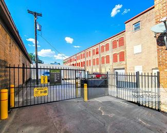 Photo 2 of Extra Space Storage - 232 South Lake Street, Aurora, IL