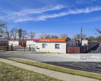 Photo 4 of Public Storage - 330 West North Avenue, Lombard, IL