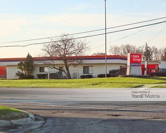 Photo 2 of Public Storage - 1295 West Lake Street, Roselle, IL