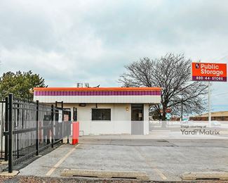 Photo 3 of Public Storage - 556 North York Road, Bensenville, IL