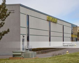 Photo 4 of U-Stor-It - 120 Tubeway Drive, Carol Stream, IL