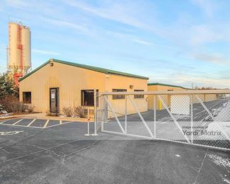 Photo 2 of Storage Rentals of America - 1410 South Bridge Street, Yorkville, IL