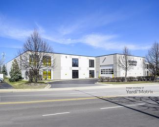 Photo 1 of Safeguard Self Storage - 638 East Saint Charles Road, Lombard, IL