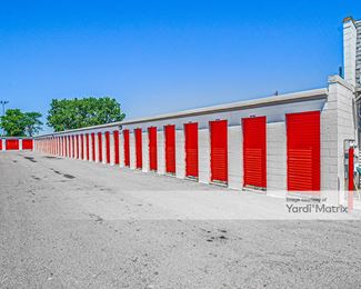 Photo 1 of Public Storage - 300 Historic U.S. 66 Frontage, Bolingbrook, IL