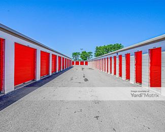 Photo 5 of Public Storage - 300 Historic U.S. 66 Frontage, Bolingbrook, IL