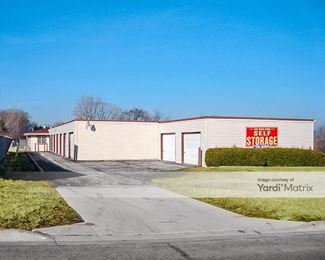Photo 4 of CubeSmart Self Storage - 1501 Cedarwood Drive, Crest Hill, IL