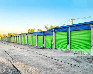 Storage Units for Rent available at 1401 North Plum Grove Road, Schaumburg, IL 60173