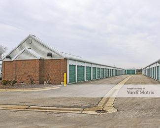 Photo 4 of Extra Space Storage - 200 Parkway Drive, Lincolnshire, IL