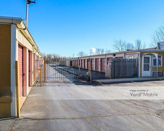 Photo 2 of H-P Storage - 2777 North Delany Road, Waukegan, IL