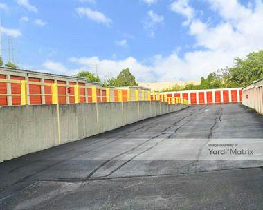Storage Units for Rent available at 1797 North Delany Road, Gurnee, IL 60031