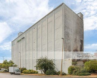 Photo 4 of Extra Space Storage - 154 Pleasant Street, Lynn, MA