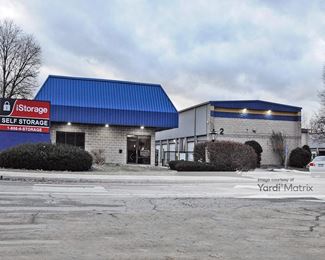 Photo 1 of iStorage - 470 Main Street, Tewksbury, MA