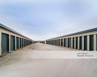 Photo 2 of Valparasio Self Storage - 370 East 300 North, Valparaiso, IN