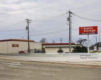 Photo 3 of Public Storage - 990 South Milwaukee Road, Wheeling, IL
