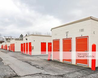 Photo 5 of Public Storage - 903 East Algonquin Road, Arlington Heights, IL