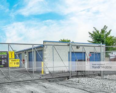 Storage Units for Rent available at 6705 Columbia Avenue, Hammond, IN 46324
