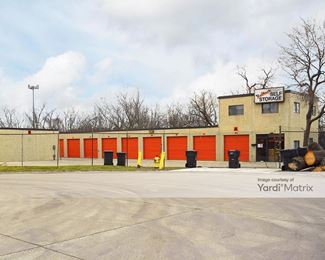 Photo 3 of Padlock Self Storage, The - 1600 West Kenneth Drive, Mount Prospect, IL