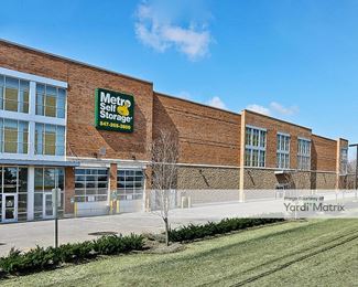 Photo 2 of StorageMart - 1360 Butterfield Road, Mundelein, IL