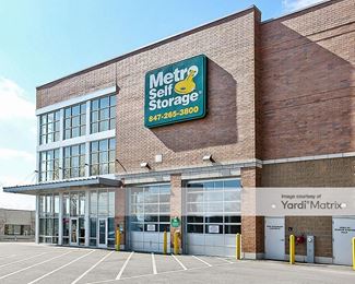 Photo 4 of StorageMart - 1360 Butterfield Road, Mundelein, IL