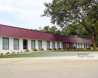 Photo 2 of Carpentersville Self Storage - 250 Williams Street, Carpentersville, IL