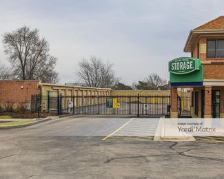 Photo 2 of Extra Space Storage - 155 Butterfield Road, Vernon Hills, IL