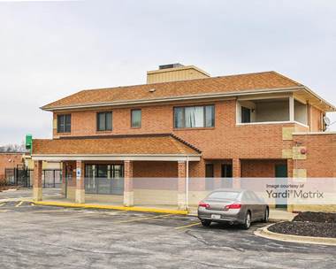 Storage Units for Rent available at 155 Butterfield Road, Vernon Hills, IL 60061