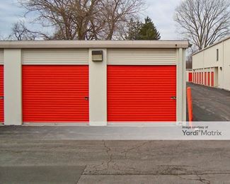Photo 3 of Public Storage - 1550 Old Church Road, Streamwood, IL