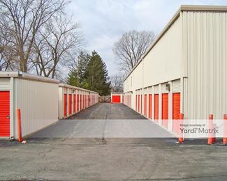 Photo 5 of Public Storage - 1550 Old Church Road, Streamwood, IL