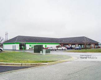 Photo 2 of Easy Self Storage - 1330 Arrowhead Court, Crown Point, IN