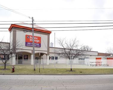 Storage Units for Rent available at 1600 East Davis Street, Arlington Heights, IL 60005