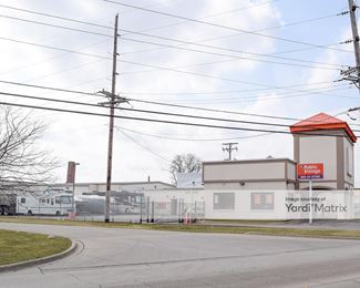 Photo 4 of Public Storage - 1600 East Davis Street, Arlington Heights, IL