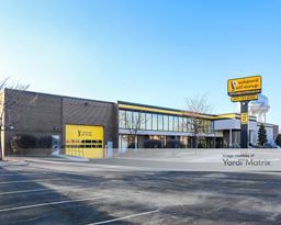 Image for Safeguard Self Storage - 2020 Mannheim Road, Des Plaines, IL