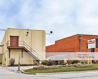 Photo 4 of Noffs Self Storage - 627 South Arthur Avenue, Arlington Heights, IL