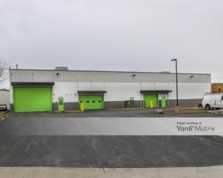 Photo 2 of Extra Space Storage - 1610 Old Deerfield Road, Highland Park, IL