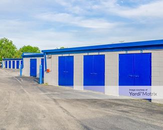 Photo 3 of Public Storage - 211 North Elmhurst Road, Wheeling, IL
