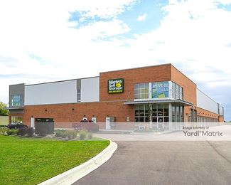 Photo 1 of StorageMart - 1951 West Lake Street, Addison, IL