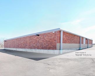 Photo 2 of CubeSmart Self Storage - 130 North Lakewood Road, Lake in the Hills, IL