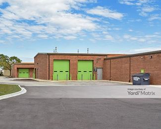 Photo 4 of Extra Space Storage - 160 West Industrial Drive, Elmhurst, IL